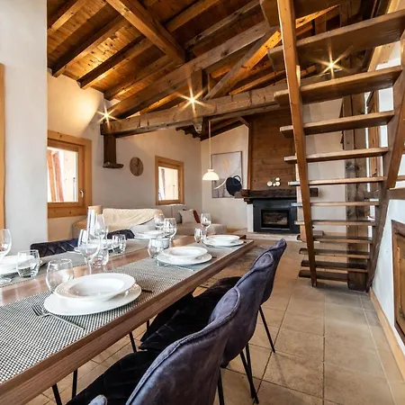 Chalet Vue Mont-blanc, +4 Chambres, Cheminee Chalet Megeve